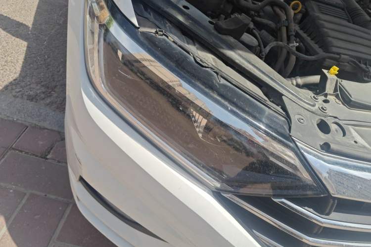 Used Volkswagen Sagitar 2019 280TSI DSG Comfort Version China VI Standard Right Front Headlight
