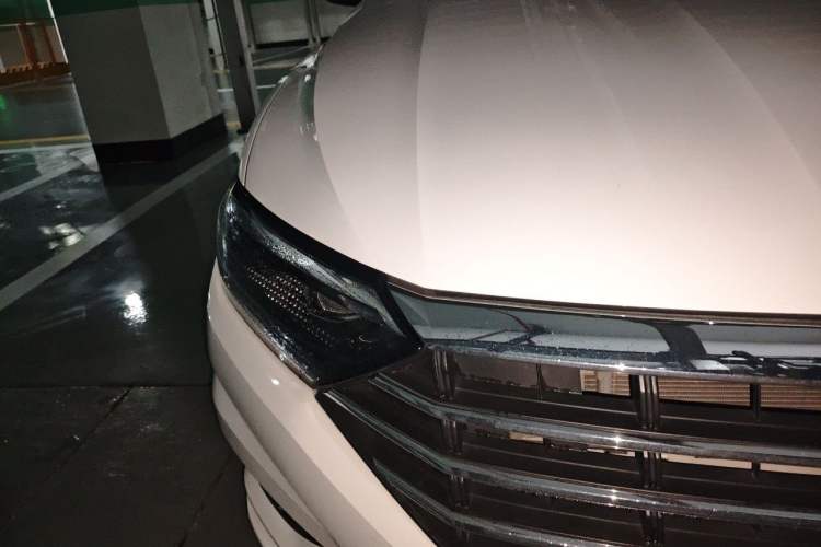 Used Volkswagen Sagitar 2019 200TSI DSG Comfort Version China VI Standard Right Front Headlight