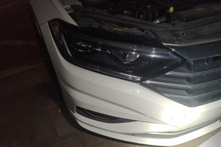 Used Volkswagen Sagitar 2019 280TSI DSG Comfort Version China VI Standard Right Front Headlight