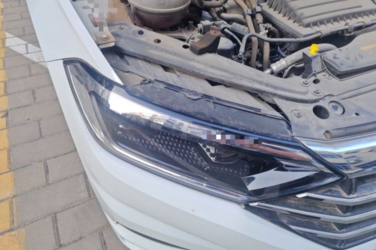 Used Volkswagen Sagitar 2019 280TSI DSG Comfort Version China VI Standard Right Front Headlight