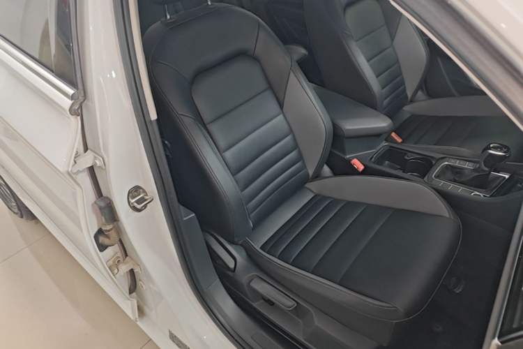 Used Volkswagen Sagitar 2019 280TSI DSG Comfort Version China VI Standard Right Front Seat