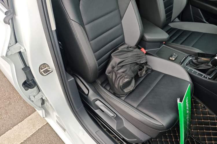 Used Volkswagen Sagitar 2019 280TSI DSG Comfort Version China VI Standard Right Front Seat