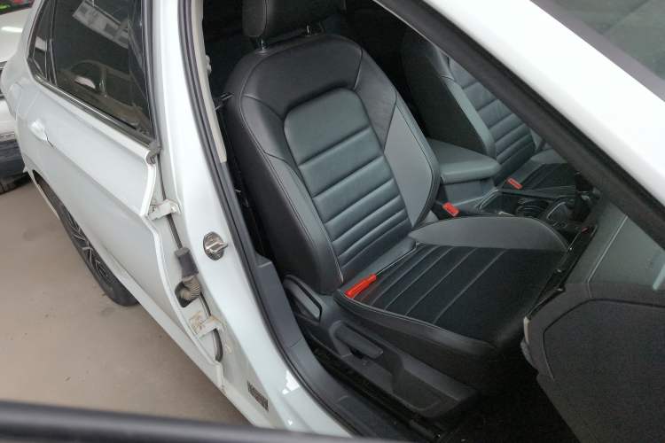 Used Volkswagen Sagitar 2019 200TSI Manual Comfort Version China VI Standard Right Front Seat