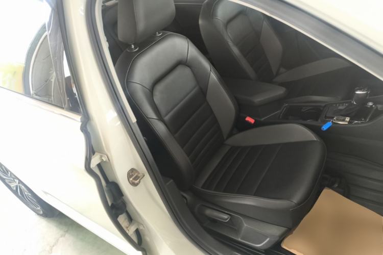 Used Volkswagen Sagitar 2019 200TSI DSG Comfort Version China VI Standard Right Front Seat