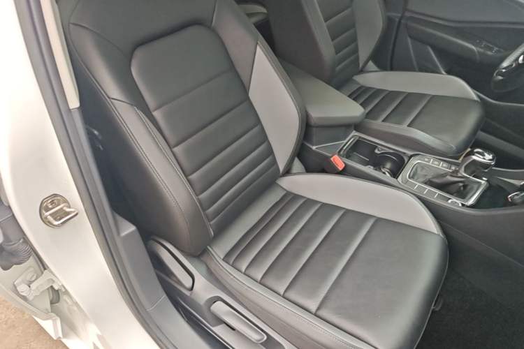Used Volkswagen Sagitar 2019 200TSI DSG Comfort Version China VI Standard Right Front Seat