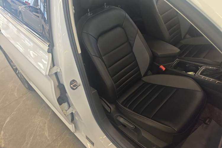 Used Volkswagen Sagitar 2019 280TSI DSG Comfort Version China VI Standard Right Front Seat