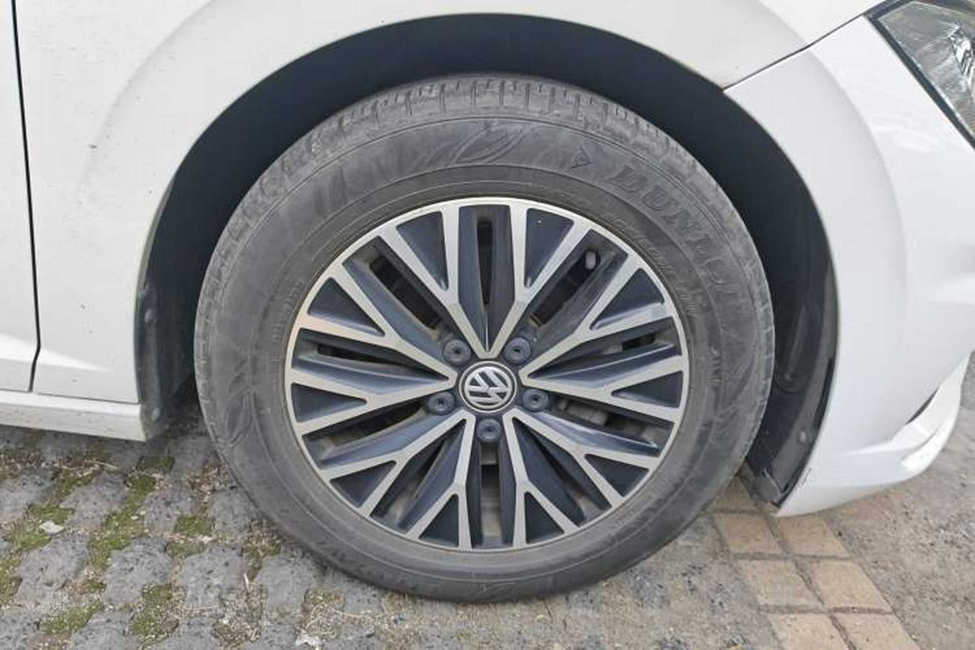Used Volkswagen Sagitar 2019 280TSI DSG Comfort Version China VI Standard Right Front Wheel Hub