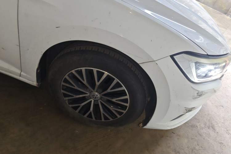Used Volkswagen Sagitar 2019 280TSI DSG Comfort Version China VI Standard Right Front Wheel Hub