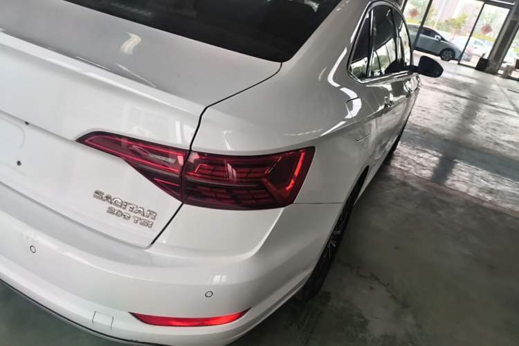 Used Volkswagen Sagitar 2019 200TSI DSG Comfort Version China VI Standard Right Rear Taillight