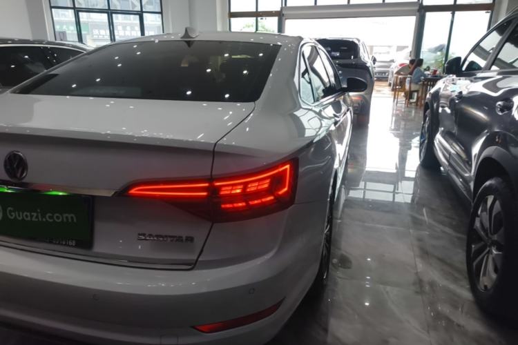 Used Volkswagen Sagitar 2019 280TSI DSG Comfort Version China VI Standard Right Rear Taillight