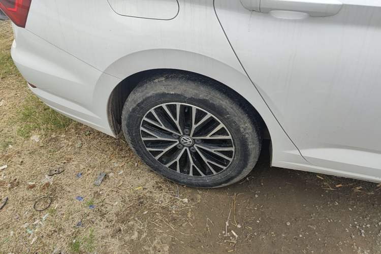 Used Volkswagen Sagitar 2019 200TSI DSG Comfort Version China VI Standard Right Rear Wheel Hub