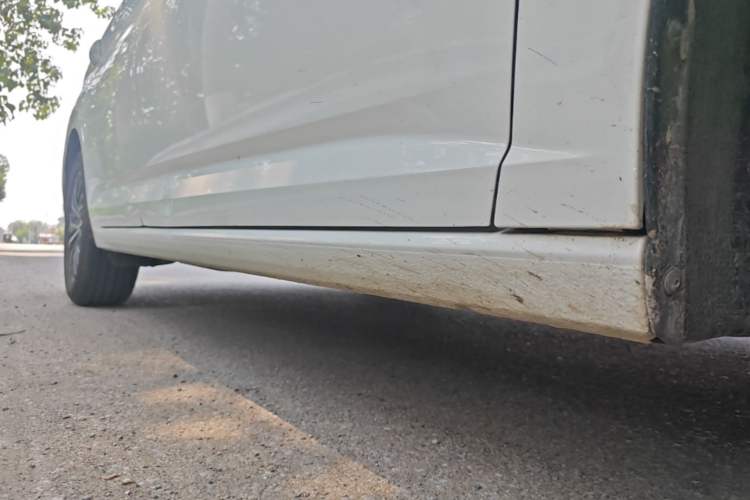 Used Volkswagen Sagitar 2019 200TSI DSG Comfort Version China VI Standard Right Side Sill