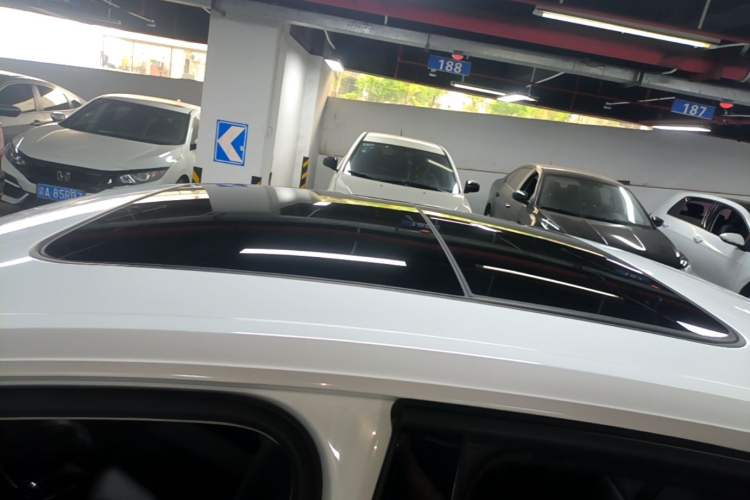 Used Volkswagen Sagitar 2019 200TSI Manual Comfort Version China VI Standard Roof