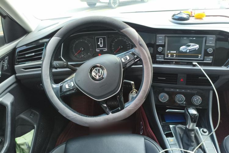 Used Volkswagen Sagitar 2019 200TSI DSG Comfort Version China VI Standard Steering Wheel