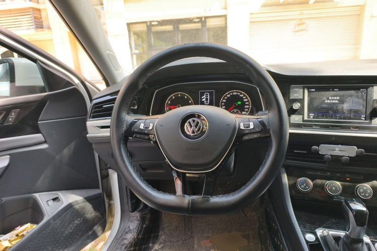 Used Volkswagen Sagitar 2019 280TSI DSG Comfort Version China VI Standard Steering Wheel