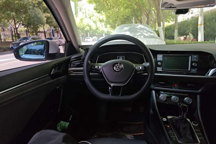 Used Volkswagen Sagitar 2019 280TSI DSG Comfort Version China VI Standard Steering Wheel