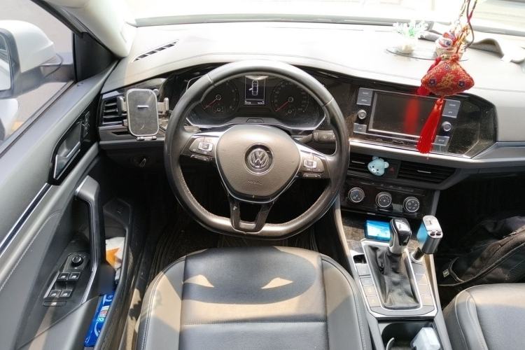 Used Volkswagen Sagitar 2019 280TSI DSG Comfort Version China VI Standard Steering Wheel