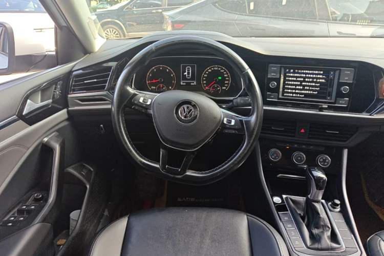 Used Volkswagen Sagitar 2019 200TSI DSG Comfort Version China VI Standard Steering Wheel