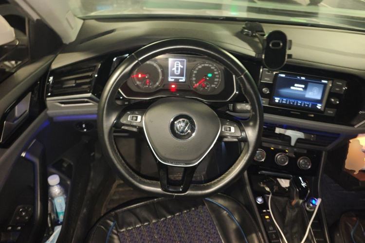 Used Volkswagen Sagitar 2019 200TSI DSG Comfort Version China VI Standard Steering Wheel