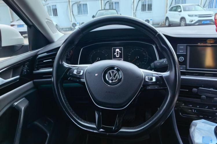 Used Volkswagen Sagitar 2019 280TSI DSG Luxury Version China VI Standard Steering Wheel