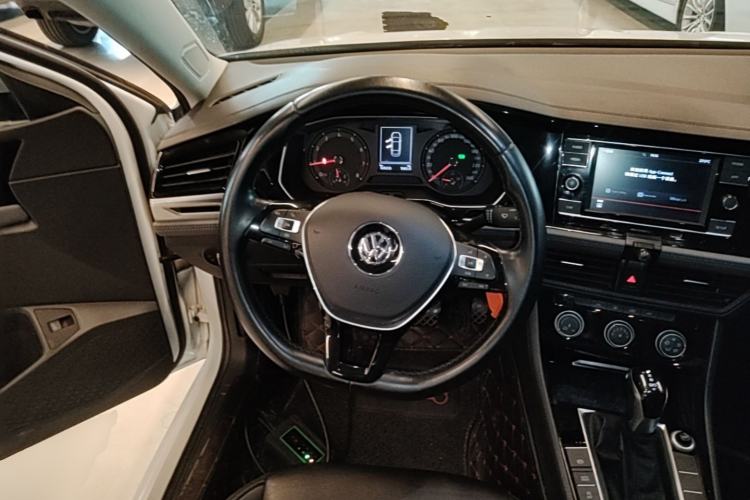 Used Volkswagen Sagitar 2019 280TSI DSG Comfort Version China VI Standard Steering Wheel