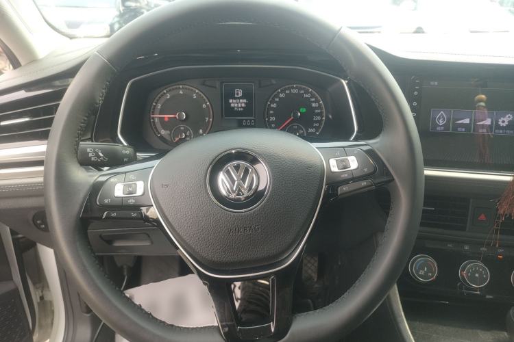 Used Volkswagen Sagitar 2019 200TSI DSG Comfort Version China VI Standard Steering Wheel