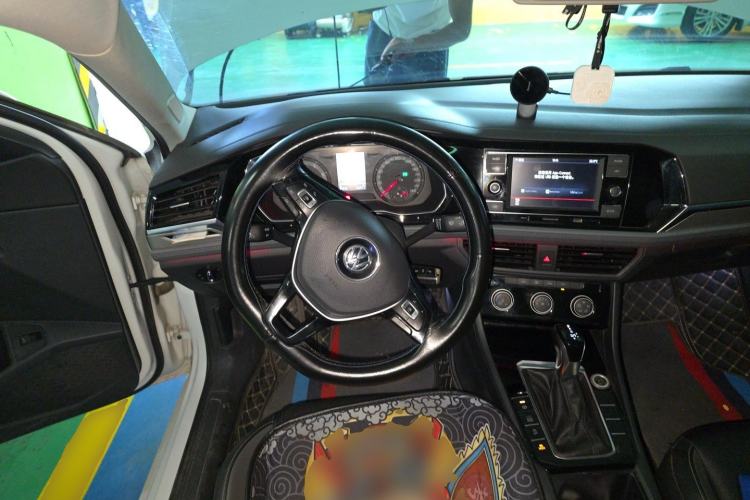Used Volkswagen Sagitar 2019 200TSI DSG Comfort Version China VI Standard Steering Wheel