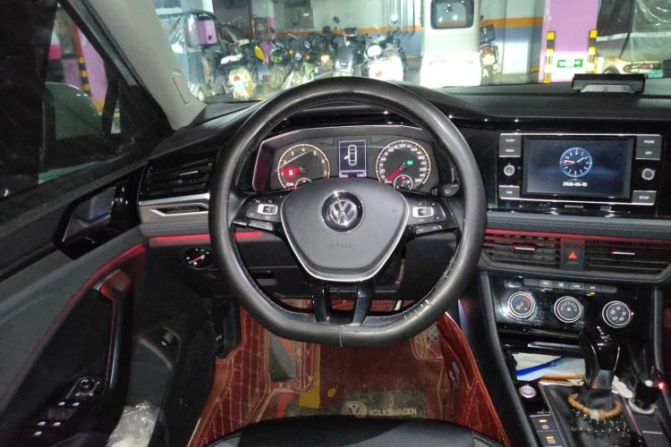Used Volkswagen Sagitar 2019 200TSI DSG Comfort Version China VI Standard Steering Wheel