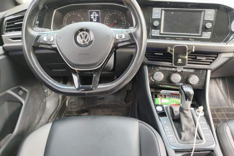 Used Volkswagen Sagitar 2019 280TSI DSG Comfort Version China VI Standard Steering Wheel