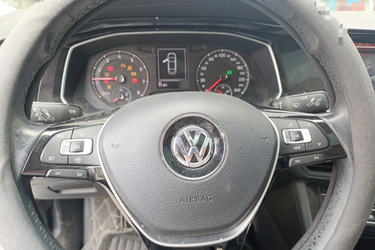 Used Volkswagen Sagitar 2019 280TSI DSG Luxury Version China VI Standard Steering Wheel