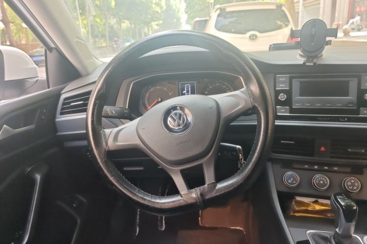 Used Volkswagen Sagitar 2019 200TSI DSG Fashion Edition China VI Standard Steering Wheel