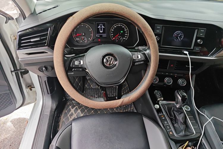 Used Volkswagen Sagitar 2019 200TSI DSG Comfort Version China VI Standard Steering Wheel