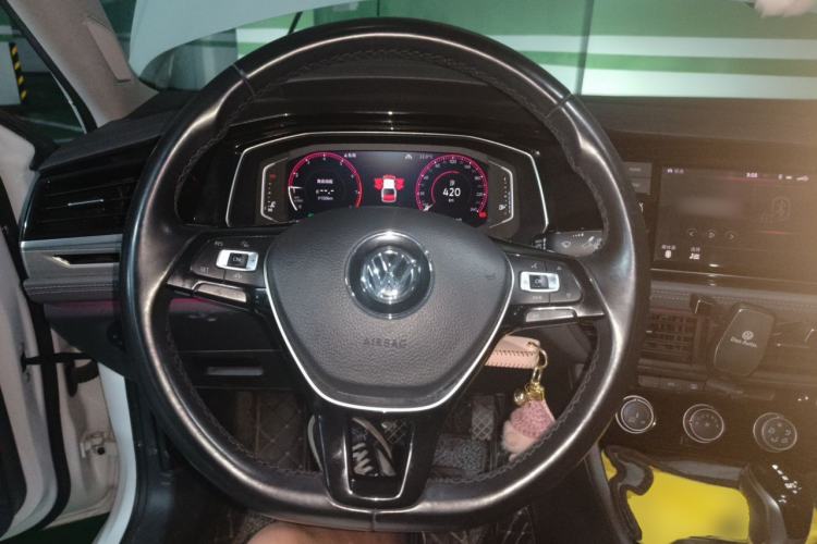 Used Volkswagen Sagitar 2019 280TSI DSG Comfort Version China VI Standard Steering Wheel