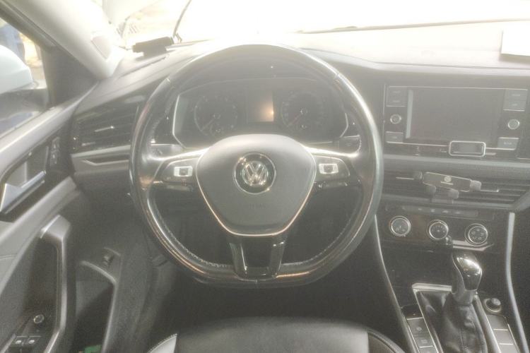 Used Volkswagen Sagitar 2019 200TSI DSG Comfort Version China VI Standard Steering Wheel
