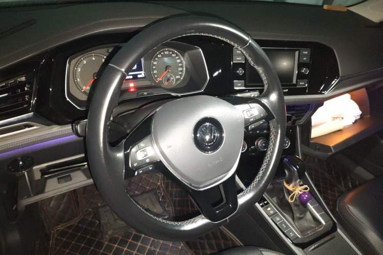 Used Volkswagen Sagitar 2019 200TSI DSG Comfort Version China VI Standard Steering Wheel