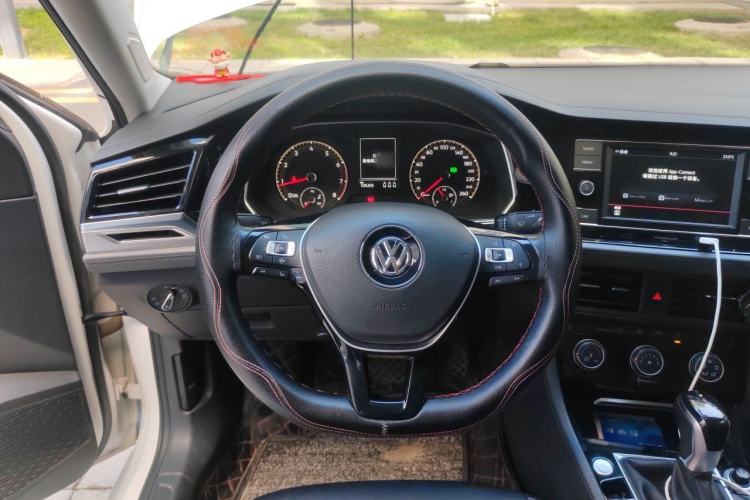 Used Volkswagen Sagitar 2019 280TSI DSG Comfort Version China VI Standard Steering Wheel