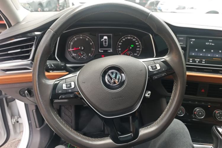 Used Volkswagen Sagitar 2019 280TSI DSG Comfort Version China VI Standard Steering Wheel