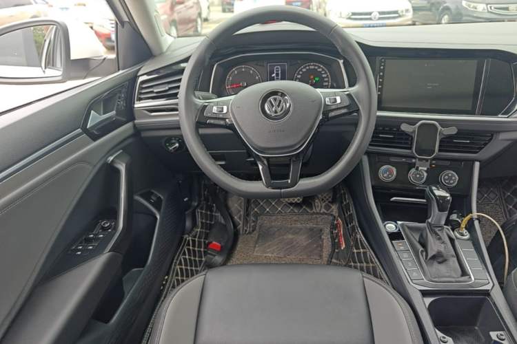 Used Volkswagen Sagitar 2019 280TSI DSG Comfort Version China VI Standard Steering Wheel