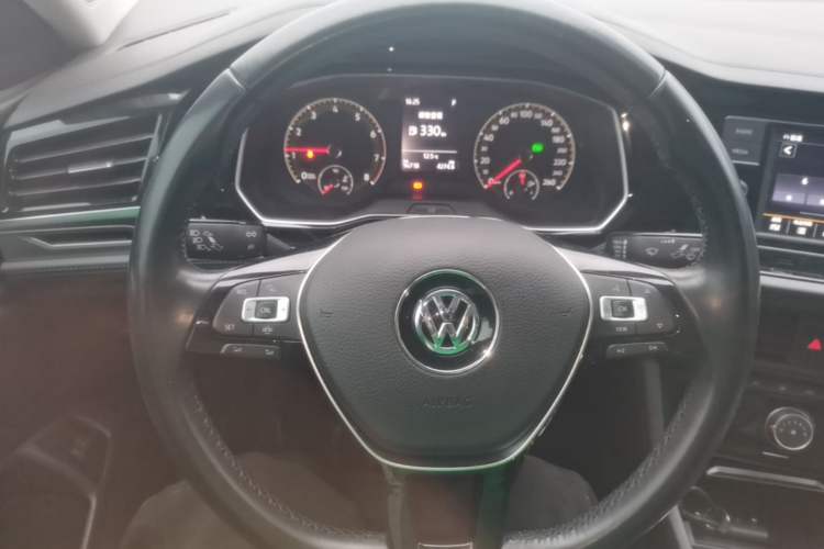 Used Volkswagen Sagitar 2019 200TSI DSG Comfort Version China VI Standard Steering Wheel