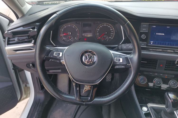 Used Volkswagen Sagitar 2019 200TSI DSG Comfort Version China VI Standard Steering Wheel