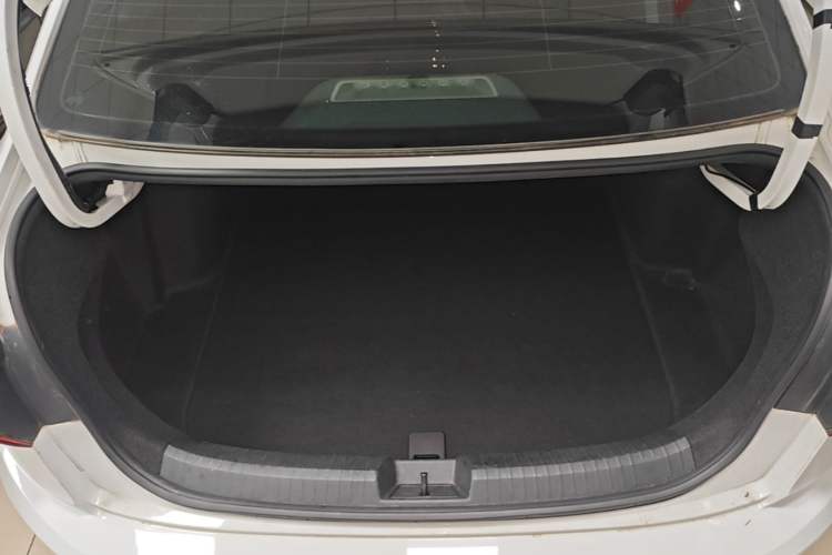 Used Volkswagen Sagitar 2019 280TSI DSG Comfort Version China VI Standard Trunk
