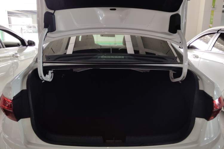 Used Volkswagen Sagitar 2019 200TSI DSG Comfort Version China V Standard Trunk
