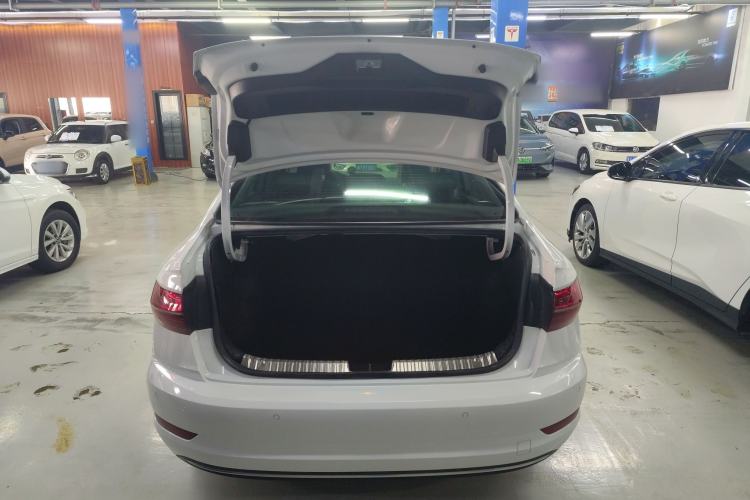 Used Volkswagen Sagitar 2019 200TSI DSG Comfort Version China VI Standard Trunk
