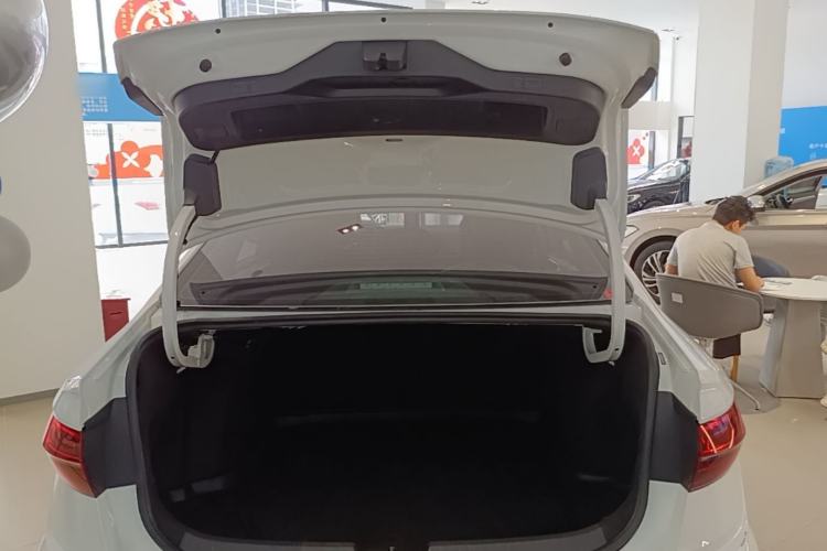 Used Volkswagen Sagitar 2019 280TSI DSG Luxury Version China VI Standard Trunk