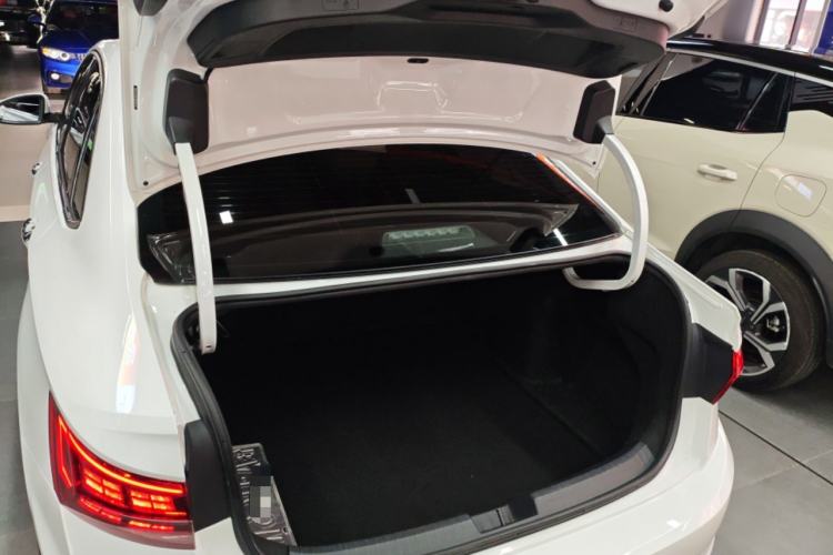 Used Volkswagen Sagitar 2019 280TSI DSG Comfort Version China VI Standard Trunk