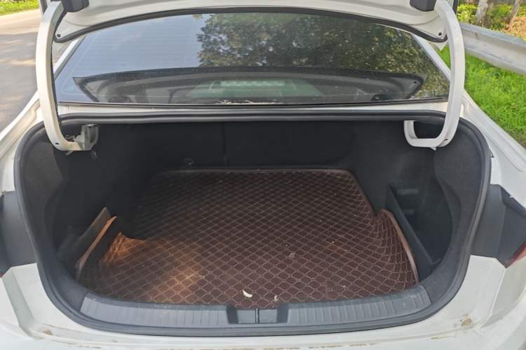 Used Volkswagen Sagitar 2019 200TSI DSG Comfort Version China VI Standard Trunk