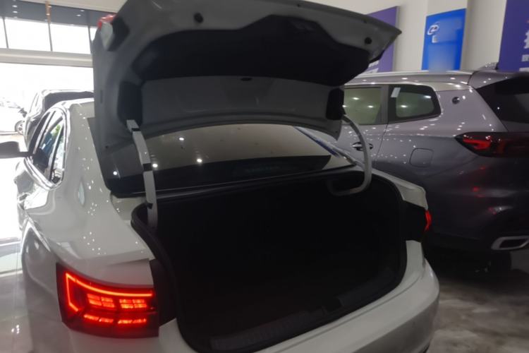 Used Volkswagen Sagitar 2019 280TSI DSG Comfort Version China VI Standard Trunk