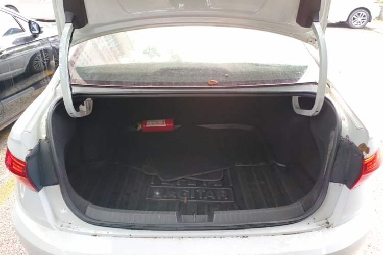 Used Volkswagen Sagitar 2019 200TSI DSG Comfort Version China VI Standard Trunk