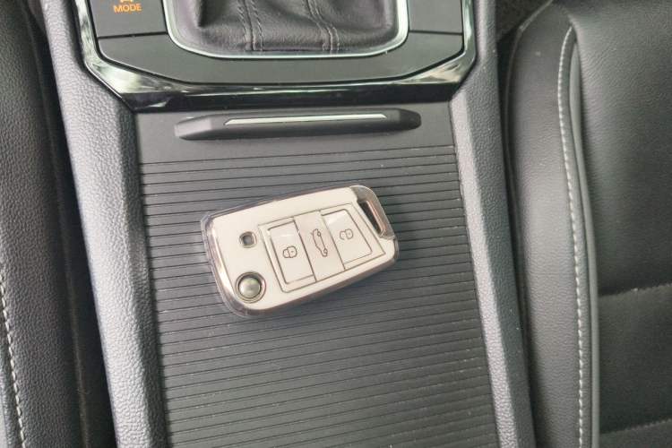 Used Volkswagen Sagitar 2019 280TSI DSG Comfort Version China VI Standard Vehicle Key