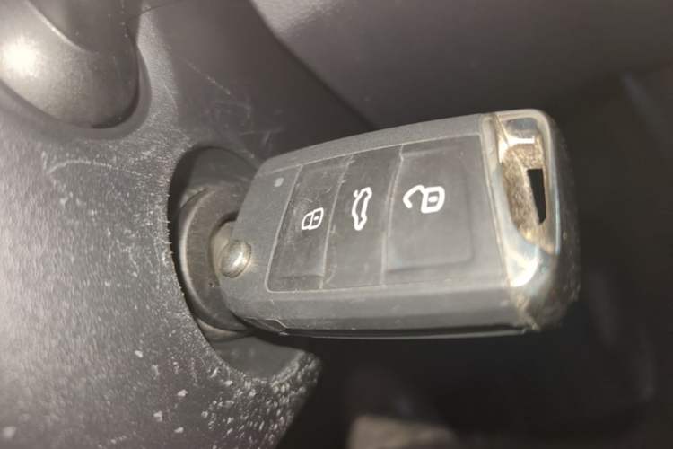 Used Volkswagen Sagitar 2019 280TSI DSG Comfort Version China VI Standard Vehicle Key